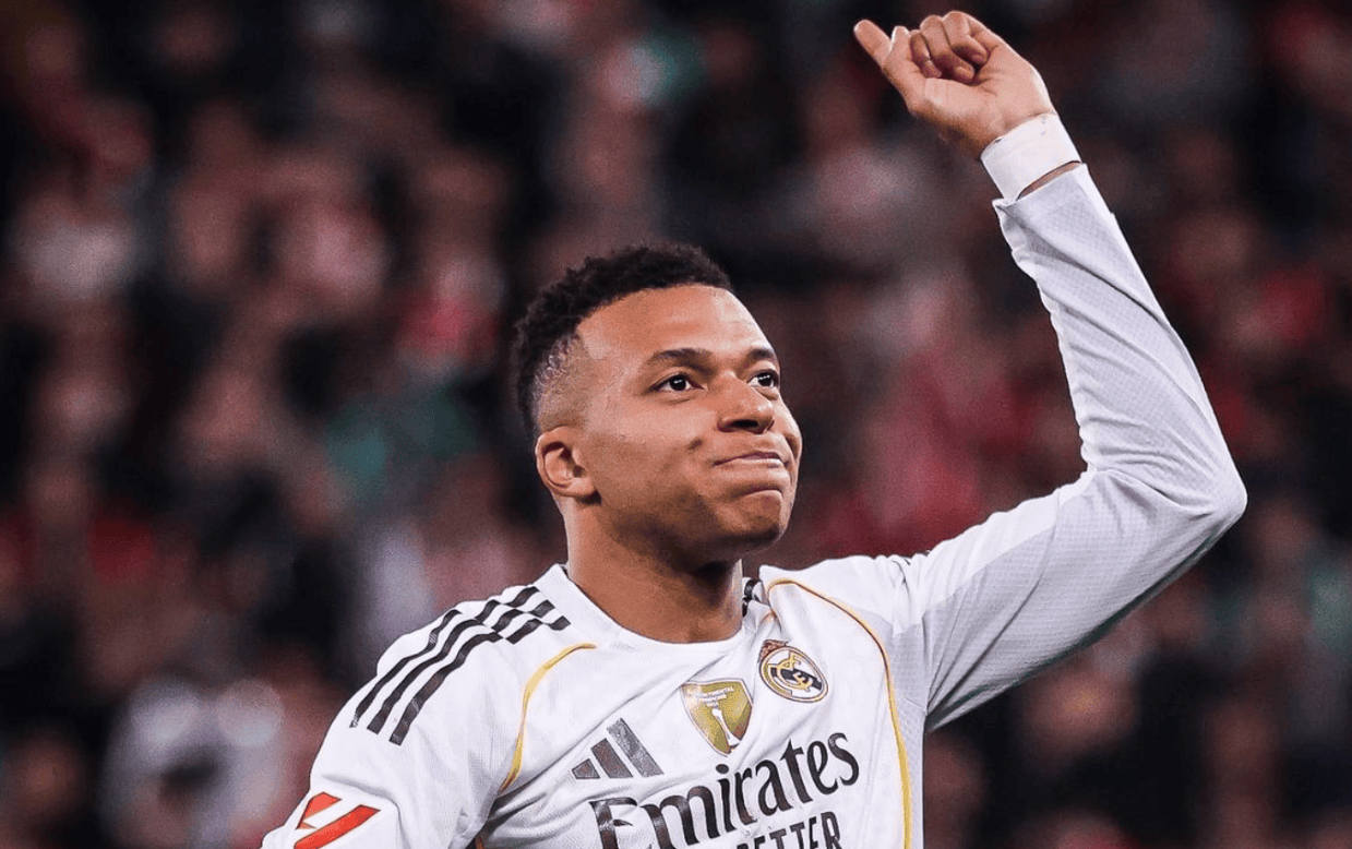 一场3-0让西甲争冠格局大乱，前2只差1分，姆巴佩追平C罗神纪录